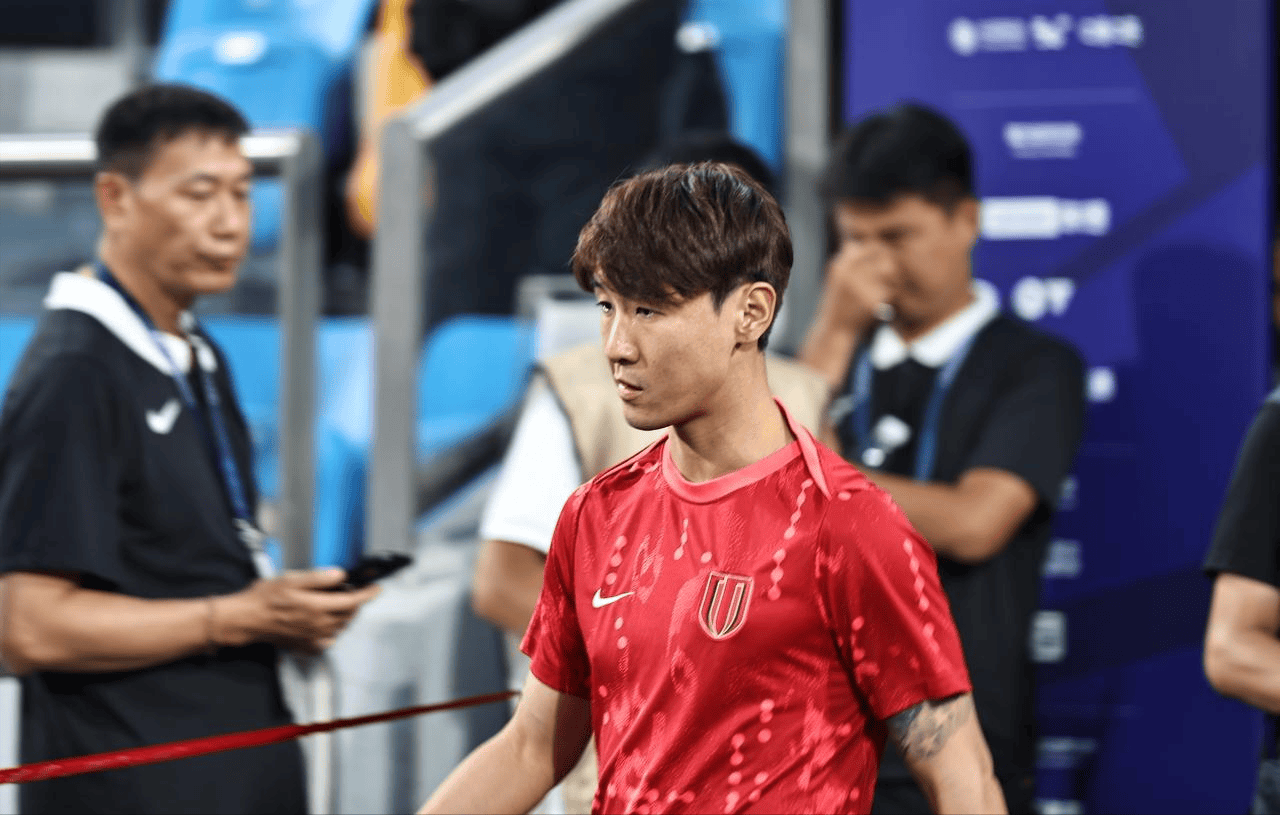 包含里程碑夜！广州队绝杀压哨，欧篮联清晨刷纪录，球迷炸锅，纪律约束更严格的词条