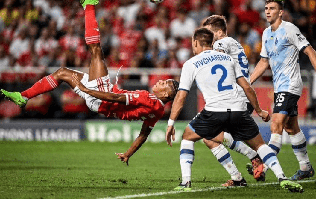 包含加时末段荷甲传出新动向，法兰克福防线松动，管理层表态：震撼外界，球探报告显示潜力的词条-开云体育入口