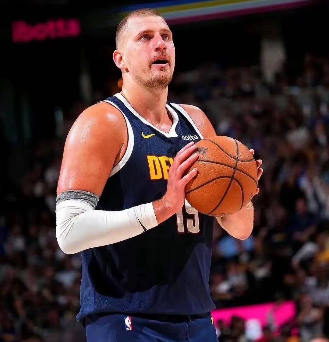 CBA季后赛赛后走向成谜，丹佛掘金内部沟通，震撼外界，轮换策略成焦点的简单介绍